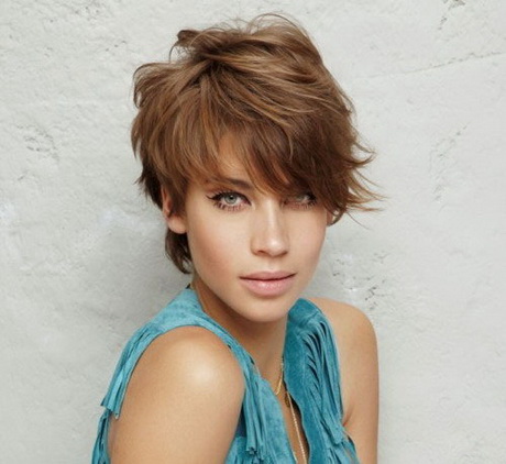Short hairstyles for long faces short-hairstyles-for-long-faces-17-15