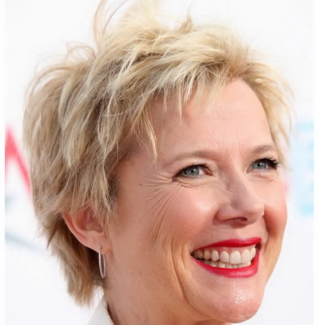 Short hairstyles for middle aged women short-hairstyles-for-middle-aged-women-46-12