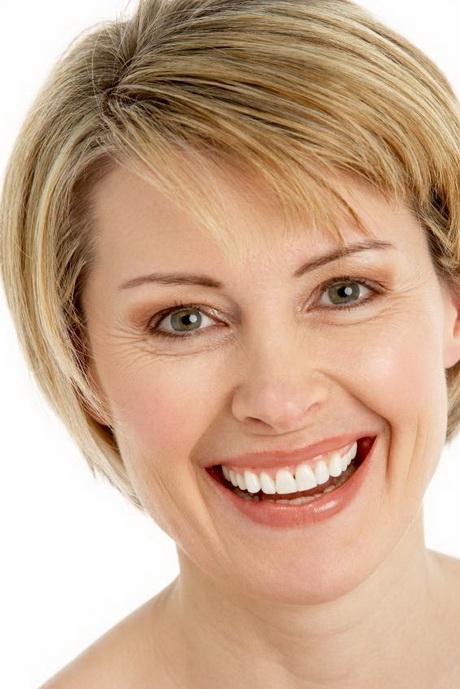 Short hairstyles for middle aged women short-hairstyles-for-middle-aged-women-46-5