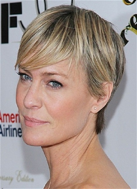 Short hairstyles for older women with fine hair short-hairstyles-for-older-women-with-fine-hair-60-10