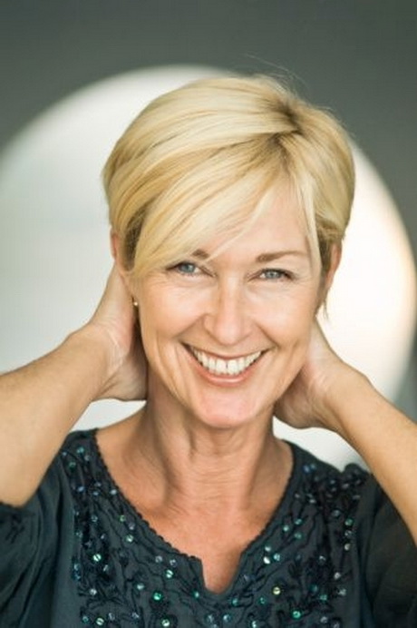 Short hairstyles for older women with fine hair short-hairstyles-for-older-women-with-fine-hair-60-8
