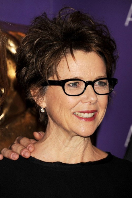 Short hairstyles for older women with glasses short-hairstyles-for-older-women-with-glasses-10-2
