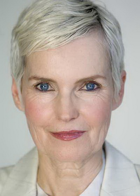 Short hairstyles for older women with gray hair short-hairstyles-for-older-women-with-gray-hair-32_3