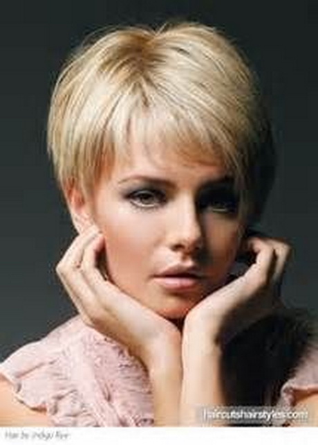 Short hairstyles for over 50 women pictures short-hairstyles-for-over-50-women-pictures-35_14