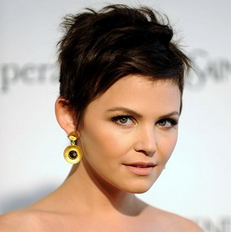 Short hairstyles for round faces women short-hairstyles-for-round-faces-women-43-4