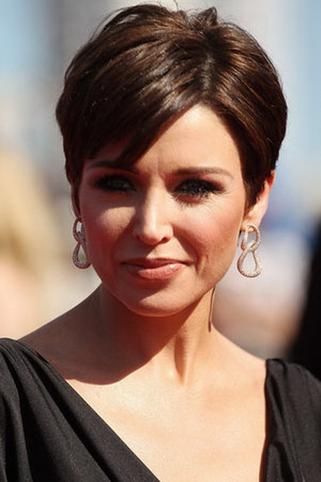 Short hairstyles for the mature woman short-hairstyles-for-the-mature-woman-58-11