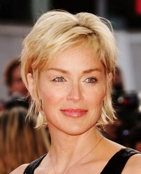 Short hairstyles for the mature woman short-hairstyles-for-the-mature-woman-58-5