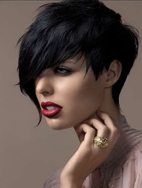 Short hairstyles for thick hair women short-hairstyles-for-thick-hair-women-68-10