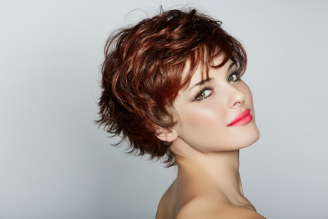 Short hairstyles for wavy hair short-hairstyles-for-wavy-hair-88-19