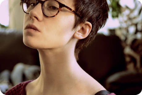 Short hairstyles for women with glasses short-hairstyles-for-women-with-glasses-73-14