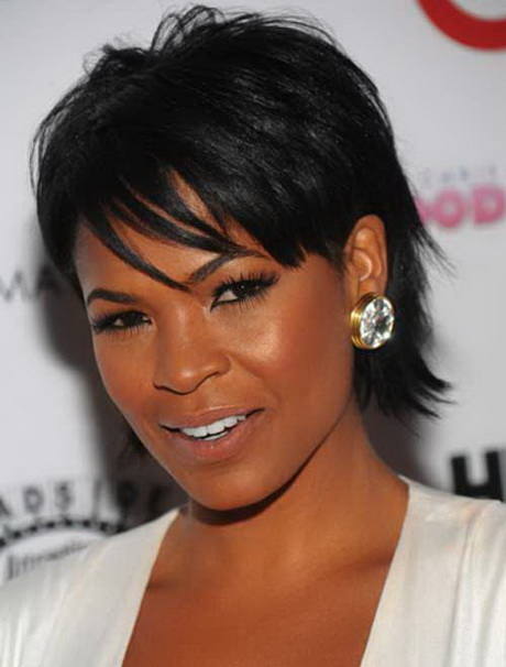Short hairstyles with bangs for black women short-hairstyles-with-bangs-for-black-women-42-5