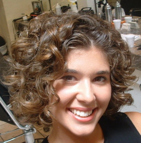 Short hairstyles with curls short-hairstyles-with-curls-48-16