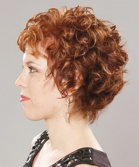 Short layered curly hairstyles short-layered-curly-hairstyles-16-9