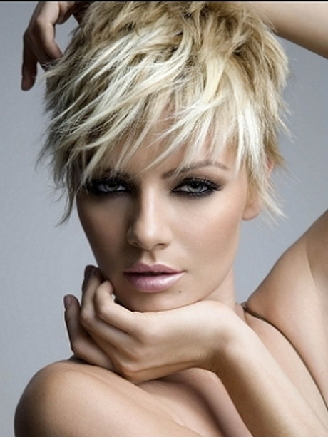 Short messy hairstyles for women short-messy-hairstyles-for-women-25-15
