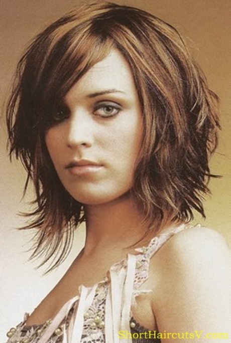 Short mid length hairstyles short-mid-length-hairstyles-10-14