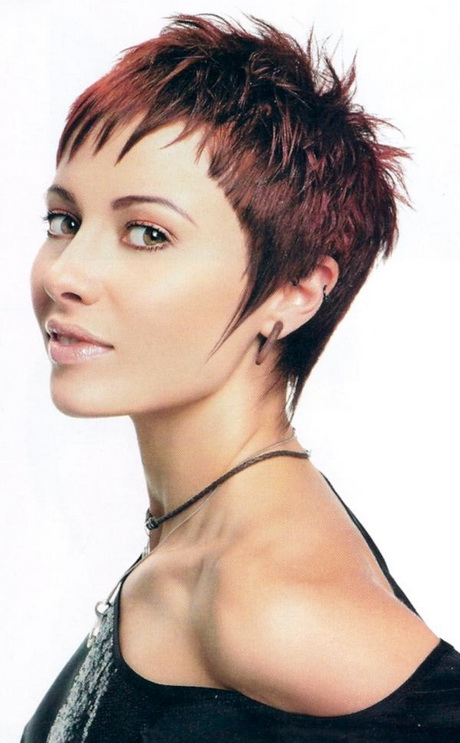 Short spikey hairstyles for women over 40 short-spikey-hairstyles-for-women-over-40-66_3