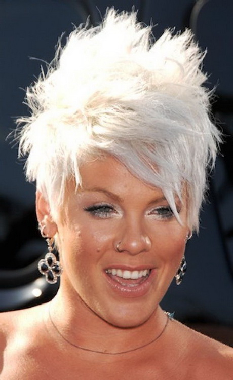 Short spikey hairstyles for women over 40 short-spikey-hairstyles-for-women-over-40-66_4
