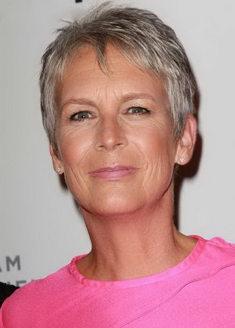 Short straight haircuts for women over 50 short-straight-haircuts-for-women-over-50-45_10