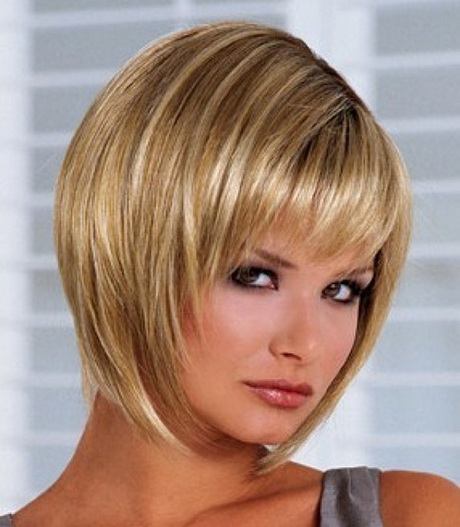 Short straight haircuts for women