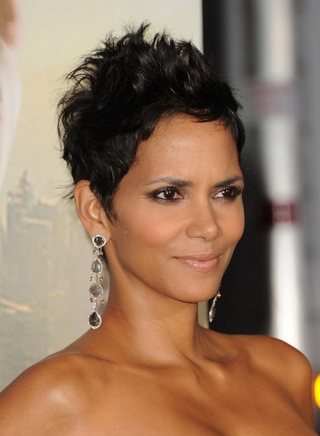 Short tapered haircuts for black women short-tapered-haircuts-for-black-women-75_15