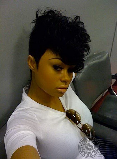 Short tapered haircuts for black women short-tapered-haircuts-for-black-women-75_16