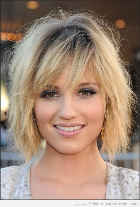 Short to medium hairstyles for thick hair short-to-medium-hairstyles-for-thick-hair-35_6