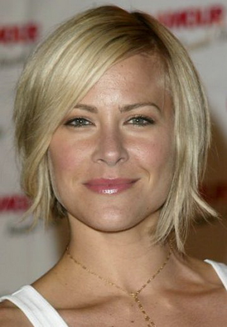 Short to mid length hairstyles short-to-mid-length-hairstyles-66-16