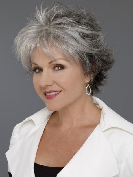 Short wavy hairstyles for women over 50 short-wavy-hairstyles-for-women-over-50-38-20