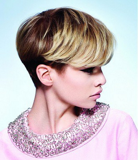 Simple hairstyles for short hair women simple-hairstyles-for-short-hair-women-56_7
