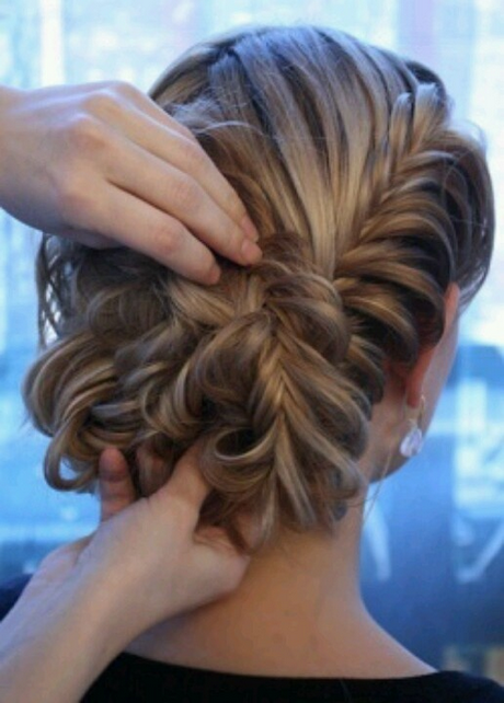 Special occasion hairstyles for long hair special-occasion-hairstyles-for-long-hair-87