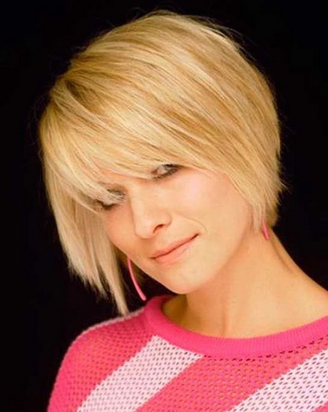 Straight short haircuts for women straight-short-haircuts-for-women-99_14