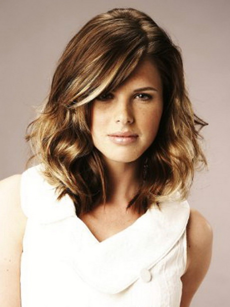 Stylish medium haircuts for women stylish-medium-haircuts-for-women-12_3