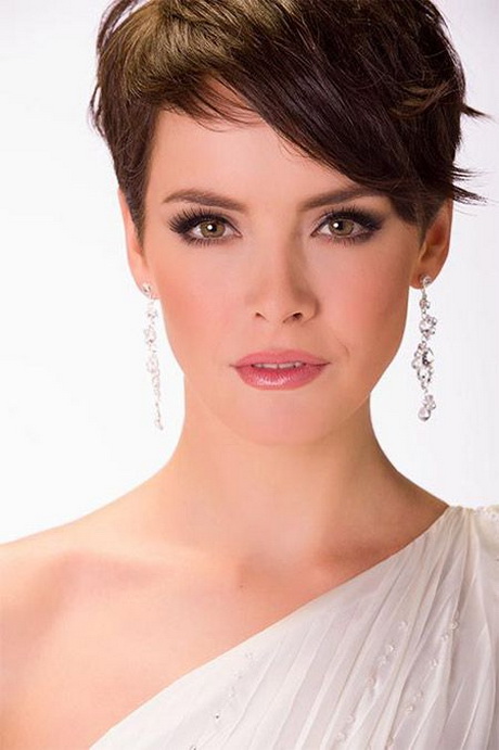 The latest short hairstyles for women the-latest-short-hairstyles-for-women-42_15