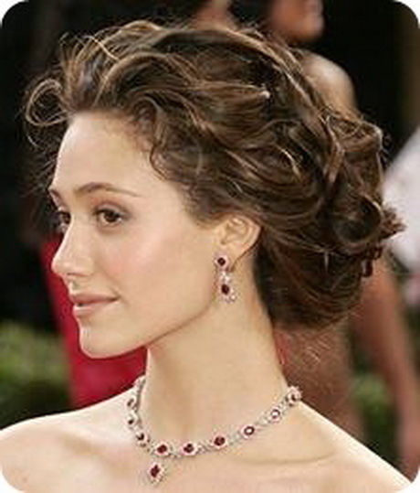 Tied up hairstyles for long hair tied-up-hairstyles-for-long-hair-19