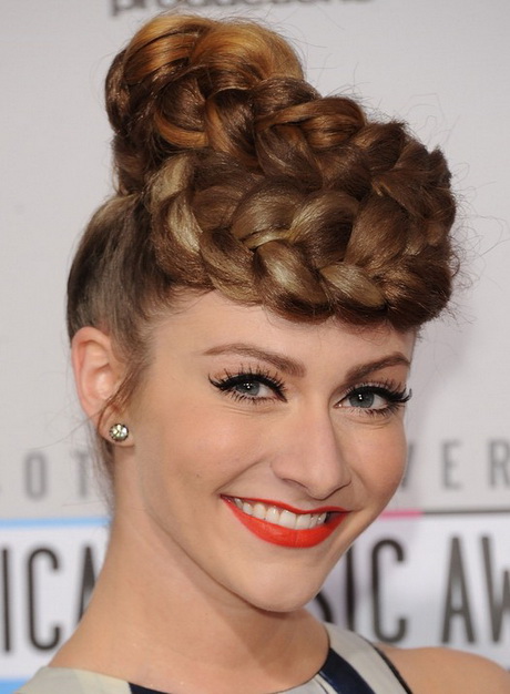 Updo hairstyle updo-hairstyle-03-19