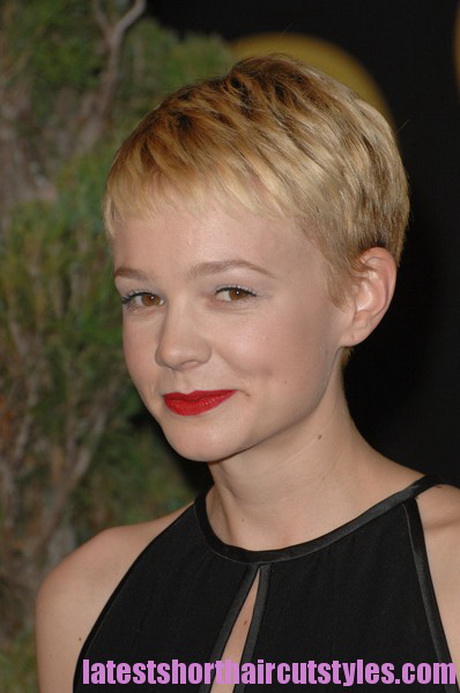 Very short cropped hairstyles for women very-short-cropped-hairstyles-for-women-14_15
