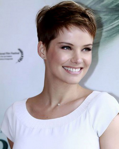 Very short pixie haircuts for women very-short-pixie-haircuts-for-women-67_8
