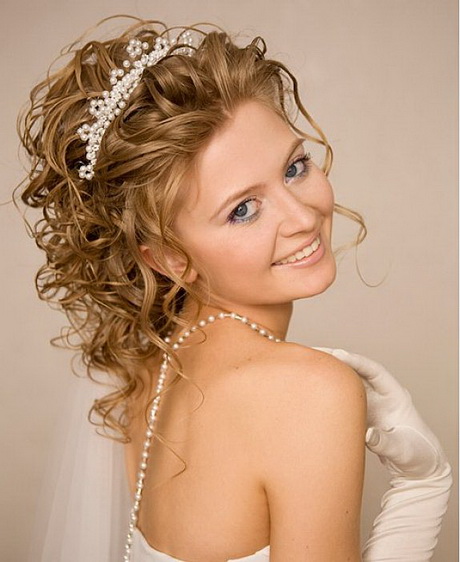 Wedding hairstyles for long curly hair wedding-hairstyles-for-long-curly-hair-08-11