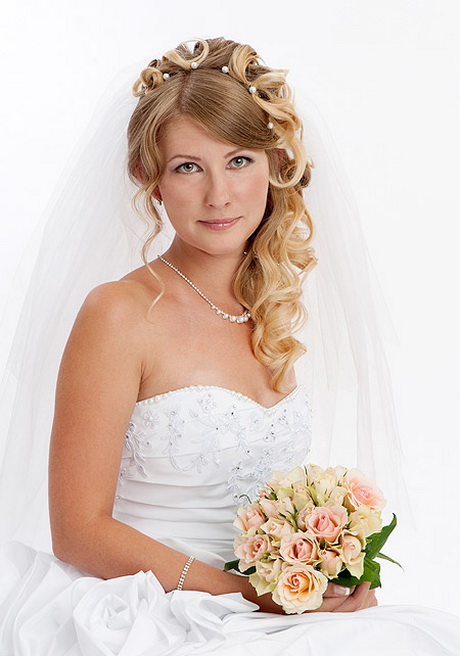 Wedding hairstyles for long curly hair wedding-hairstyles-for-long-curly-hair-08-5