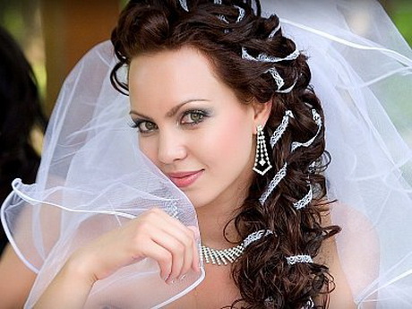 Wedding hairstyles for long hair with tiara wedding-hairstyles-for-long-hair-with-tiara-29_12