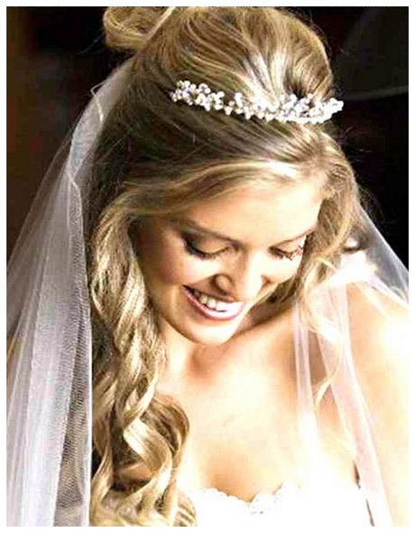 Wedding hairstyles for long hair with tiara wedding-hairstyles-for-long-hair-with-tiara-29_16