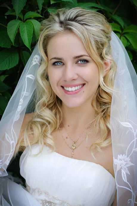 Wedding hairstyles for long hair with veil wedding-hairstyles-for-long-hair-with-veil-88-17