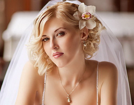 Wedding hairstyles for short curly hair wedding-hairstyles-for-short-curly-hair-04_20