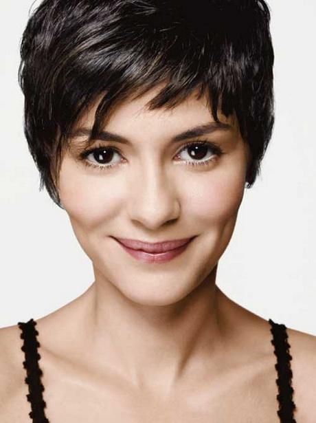 A pixie haircut a-pixie-haircut-03_15