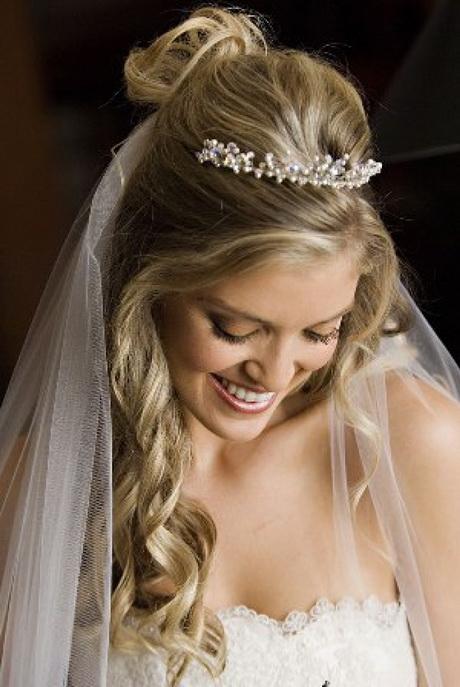 Bridal hairstyles with veil bridal-hairstyles-with-veil-58_14