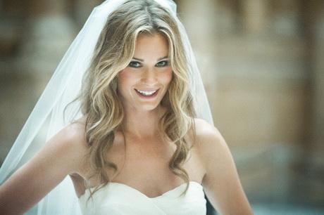 Bridal hairstyles with veil bridal-hairstyles-with-veil-58_9