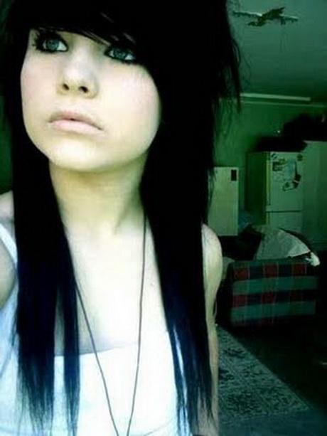 Emo haircuts for girls with long hair emo-haircuts-for-girls-with-long-hair-19_18