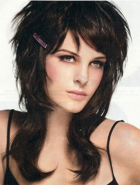 Haircuts for girls with long hair and bangs haircuts-for-girls-with-long-hair-and-bangs-96_14