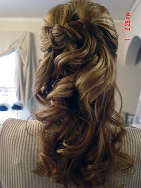 Half up hairstyles for wedding half-up-hairstyles-for-wedding-40_15
