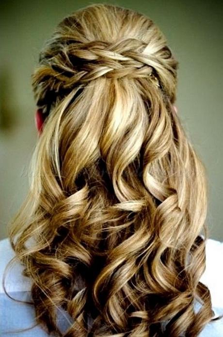 Half up wedding hairstyles half-up-wedding-hairstyles-03_19